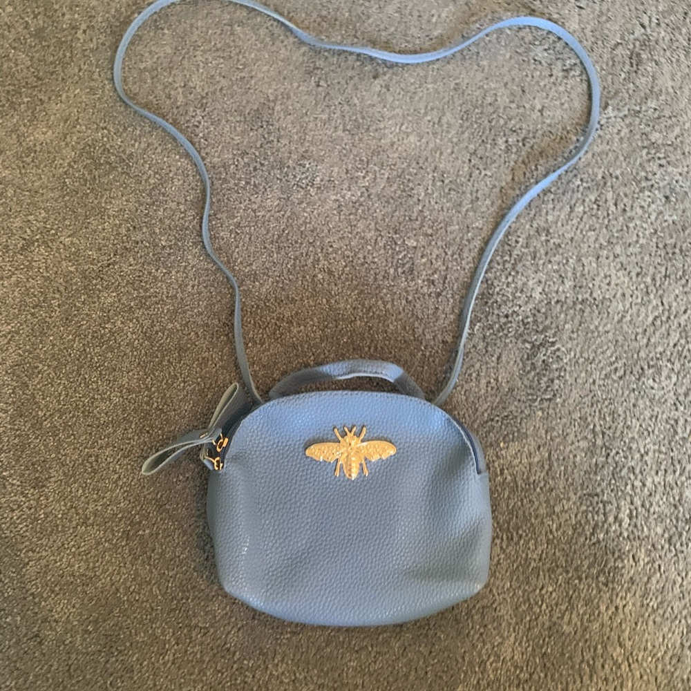 Blue bee purse